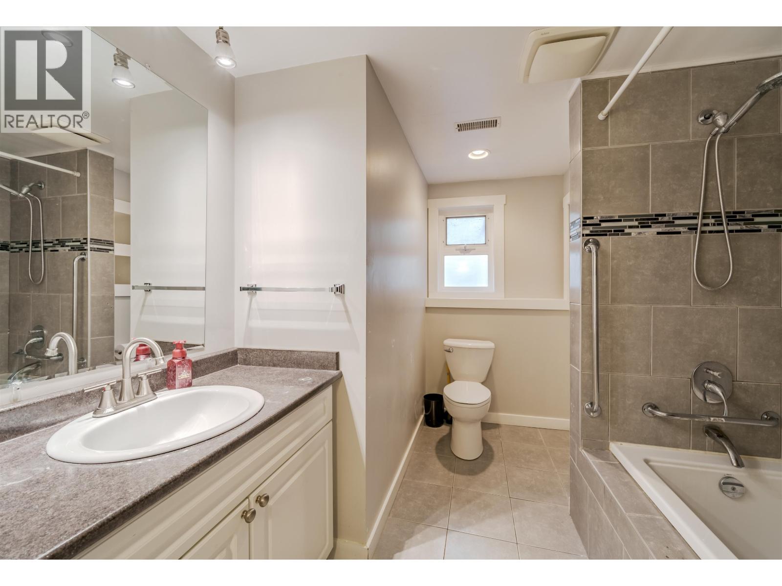 5423 KITSUM COURT, 108 Mile Ranch