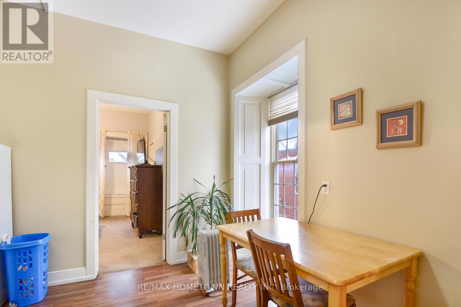 64 KING STREET E - 36