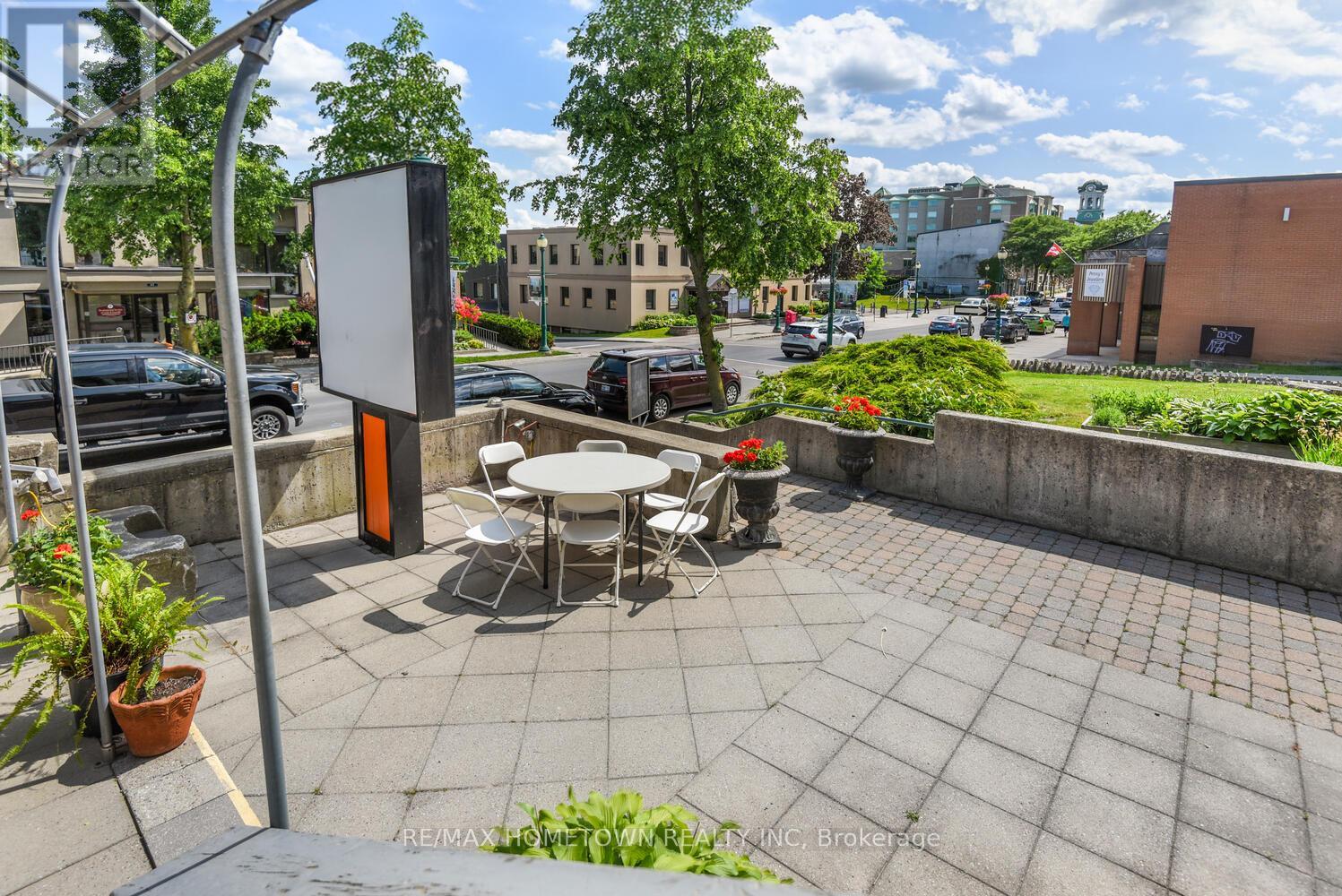 64 KING STREET E - 6
