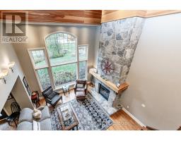 Carling 6 W2 - 3876 Muskoka Rd 118 Highway W, Muskoka Lakes, ON P0B1J0 Photo 6