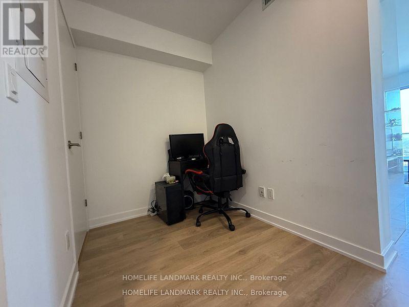 #2208 501 YONGE STREET - 3