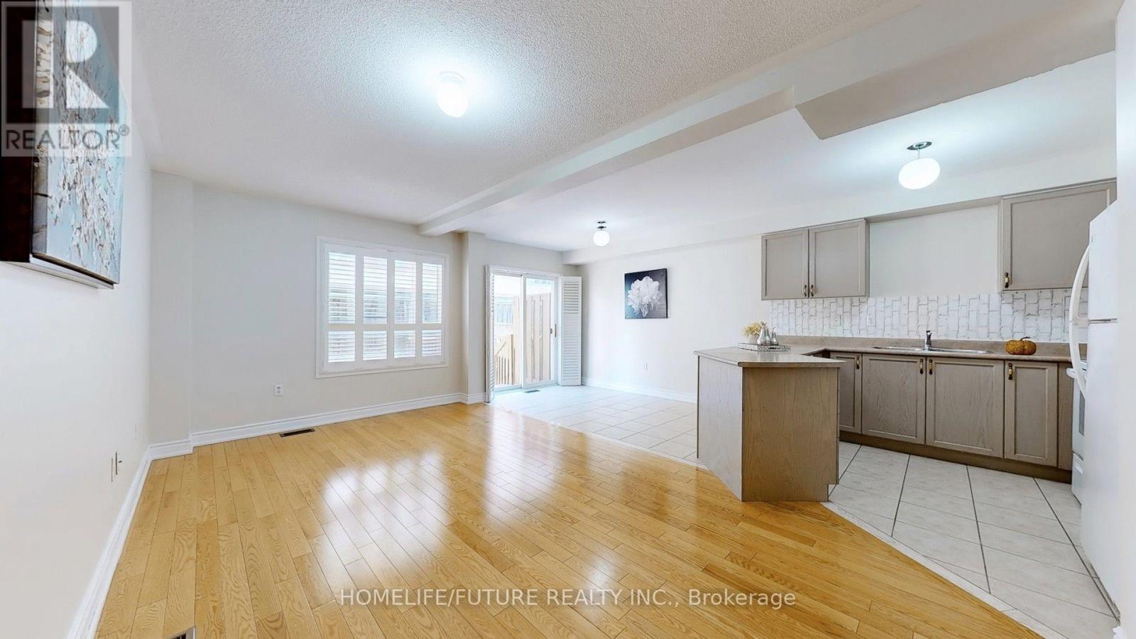 #47 435 MIDDLEFIELD ROAD - 4