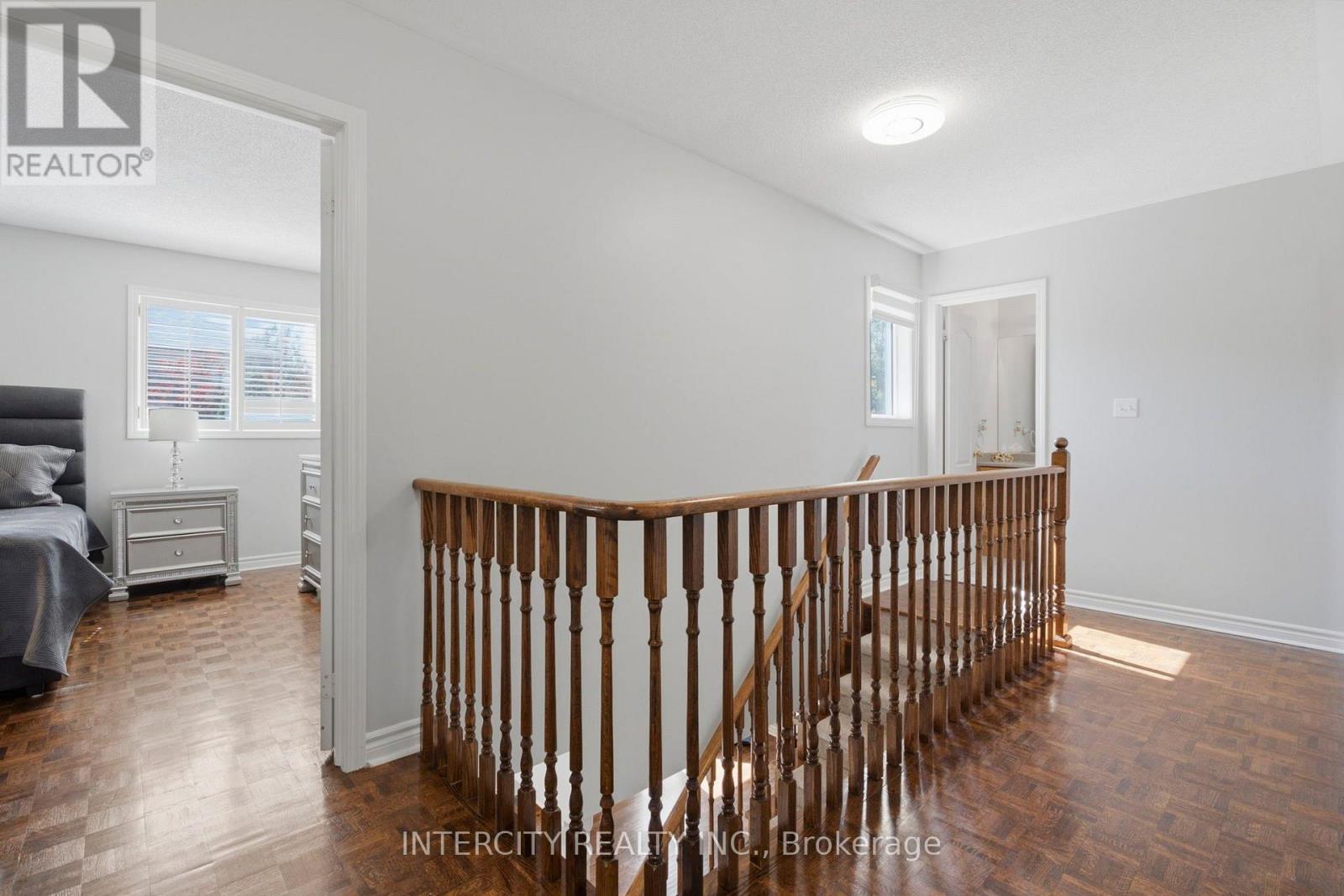 93 CHALONE CRESCENT - 20