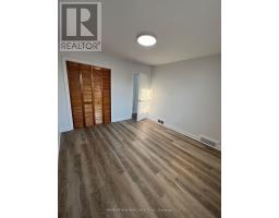 Main - 354 Kane Avenue, Toronto, ON M6M3P4 Photo 15
