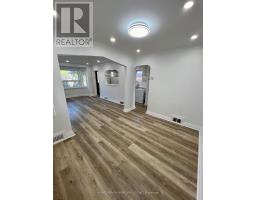 Main - 354 Kane Avenue, Toronto, ON M6M3P4 Photo 7