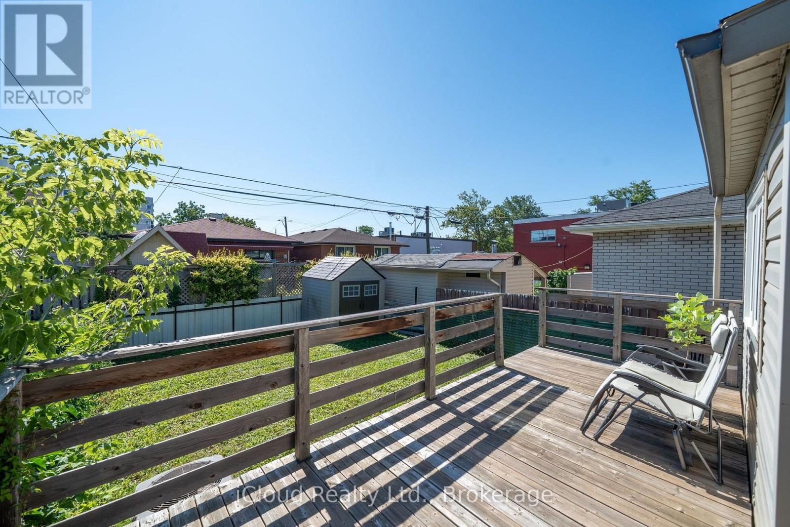 51 DELENA AVENUE S - 29