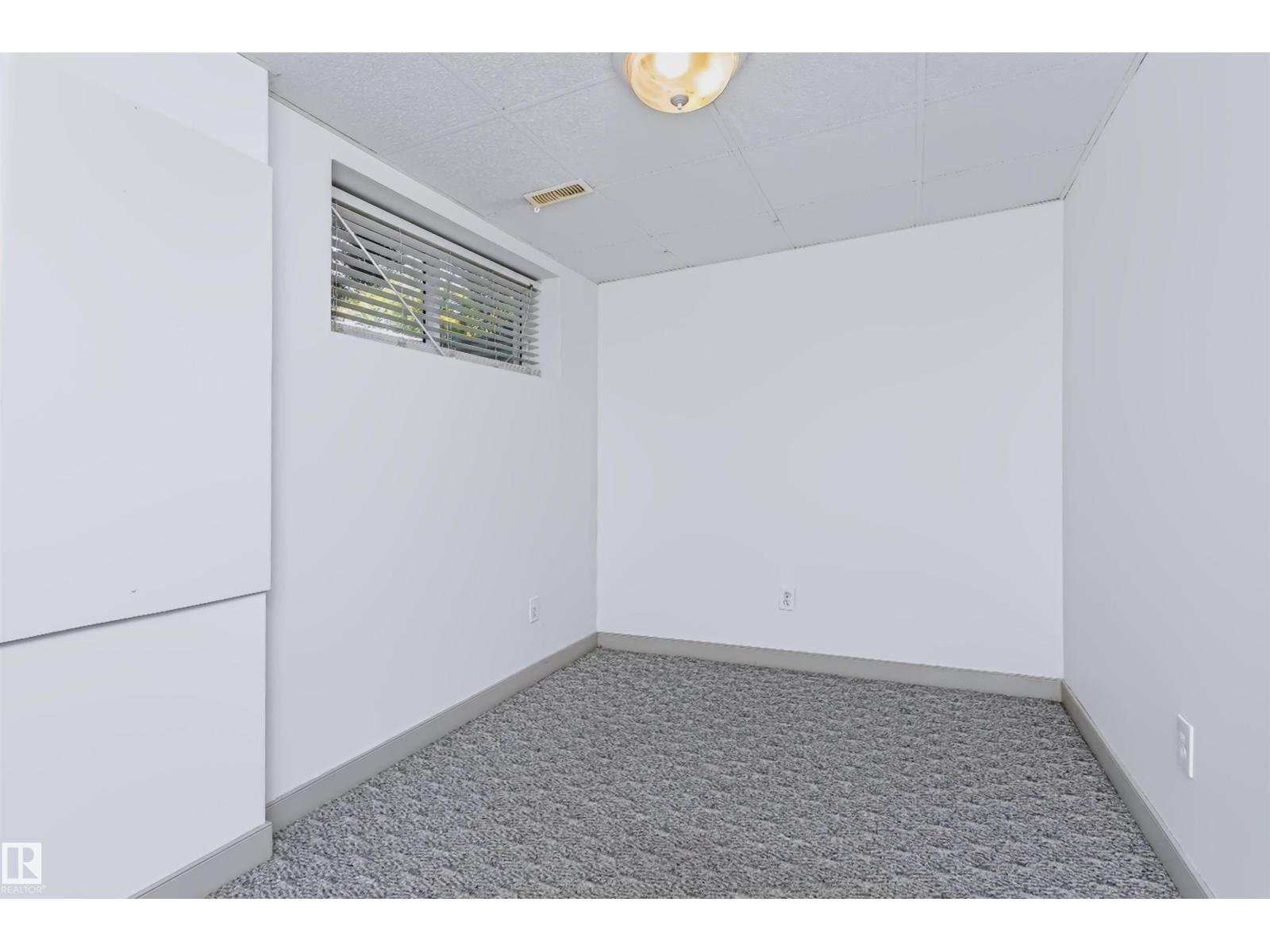 536 HIGHLAND DR - 35