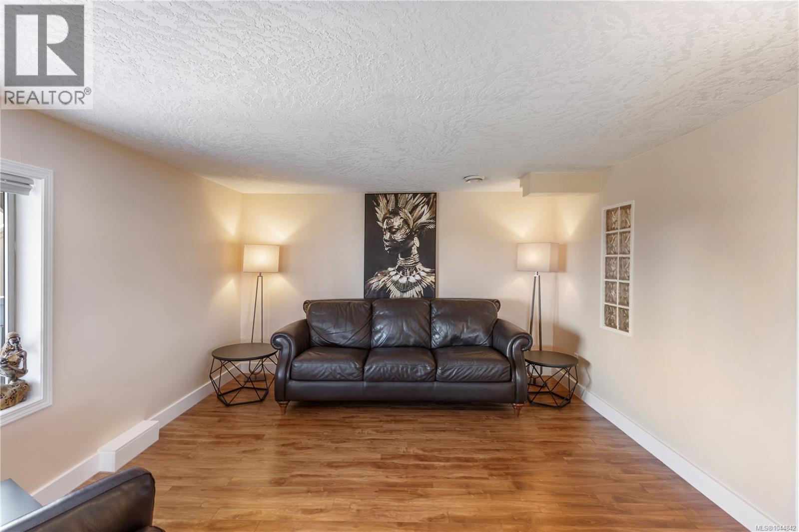 380 Crystalview Terr - 41