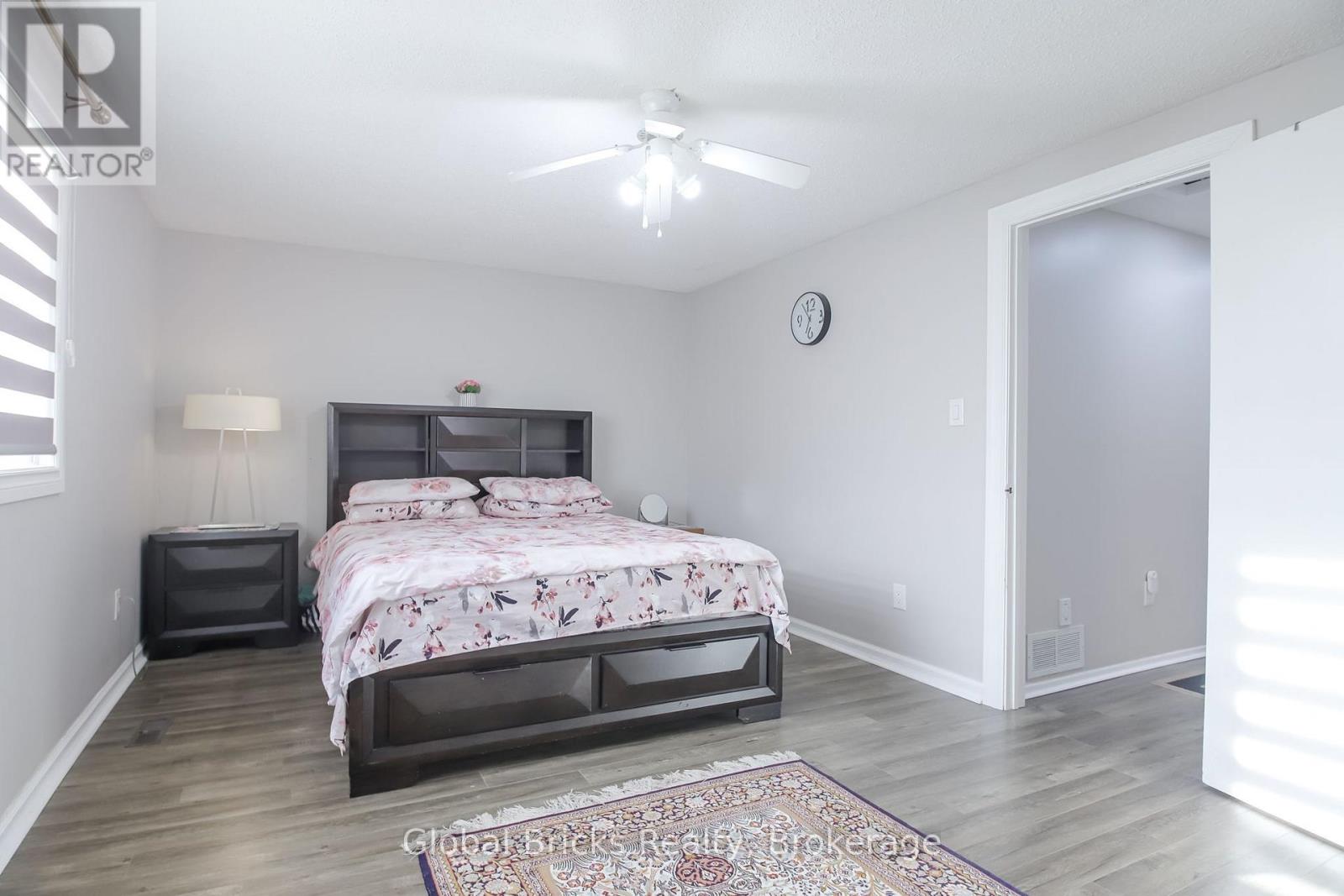 56 Winston Crescent, Whitby, ON photo 11