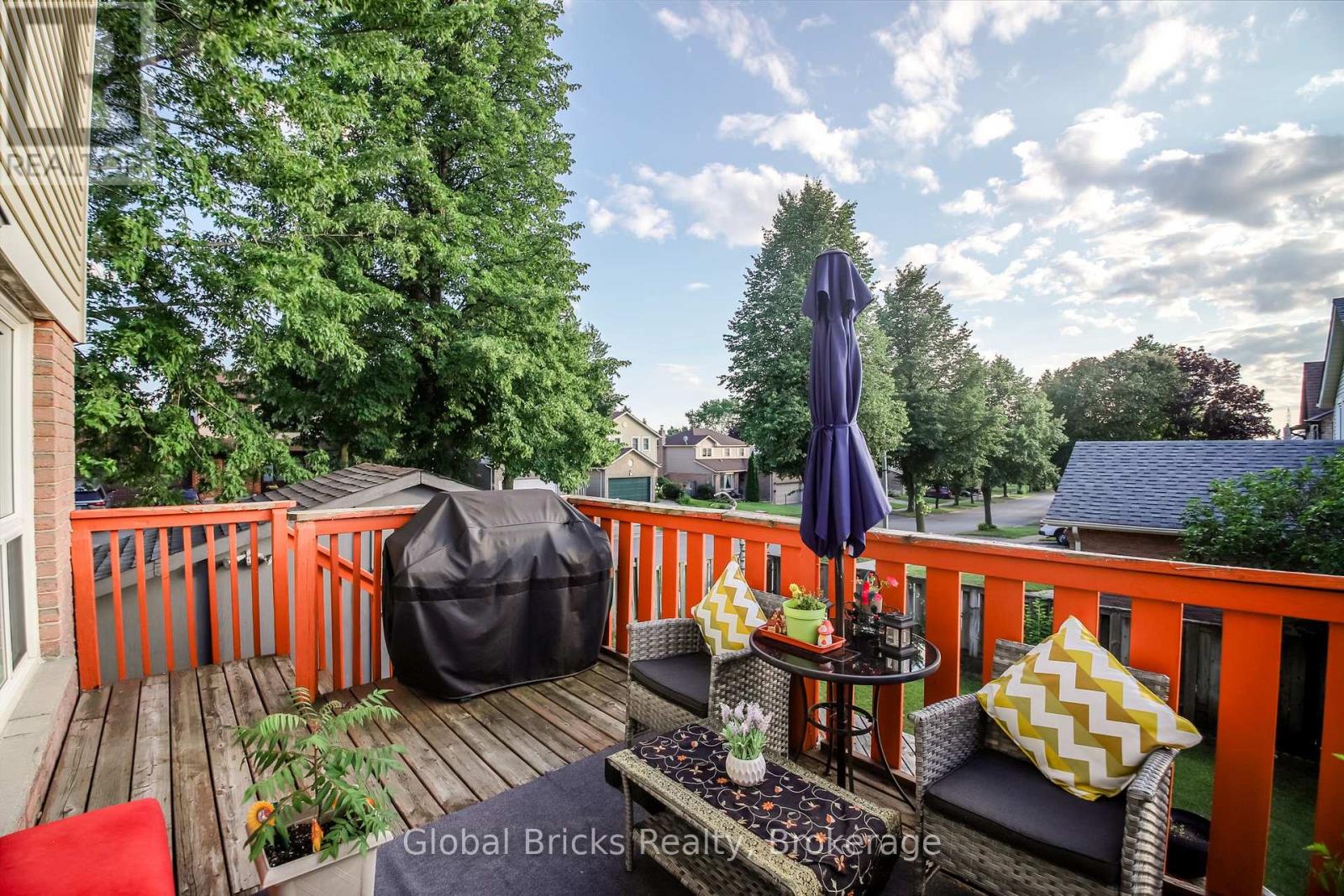 56 Winston Crescent, Whitby, ON photo 32