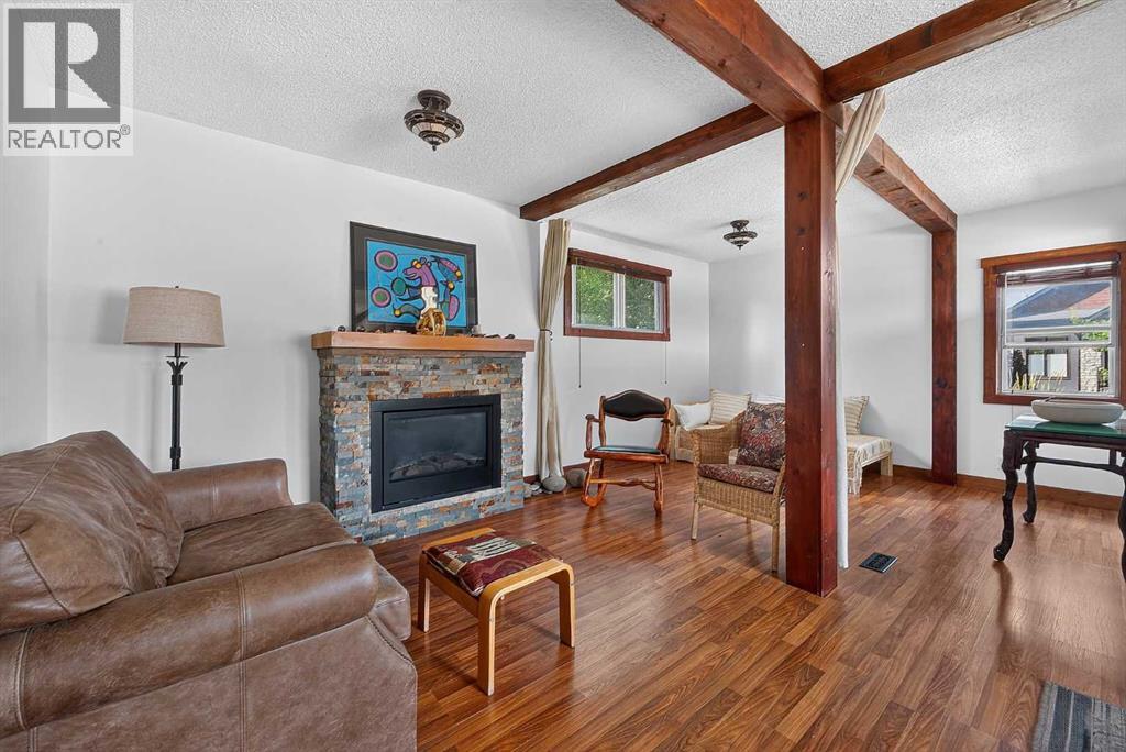 241 25 Avenue NE, Tuxedo Park, Calgary photo 5