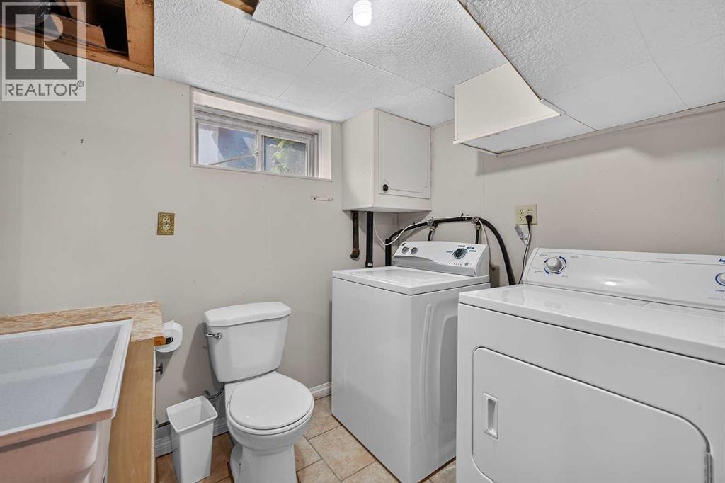 241 25 Avenue NE - Image 21
