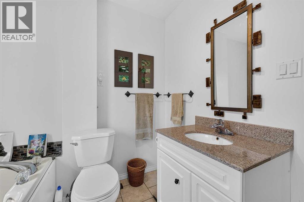 241 25 Avenue NE - Image 18