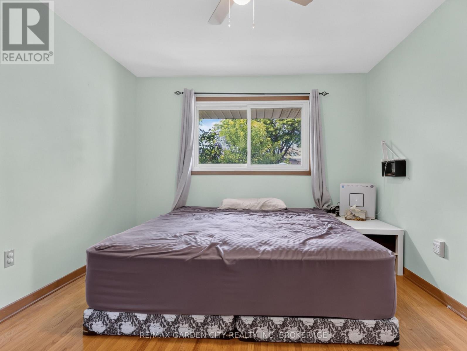 19 BLACK KNIGHT ROAD - 11
