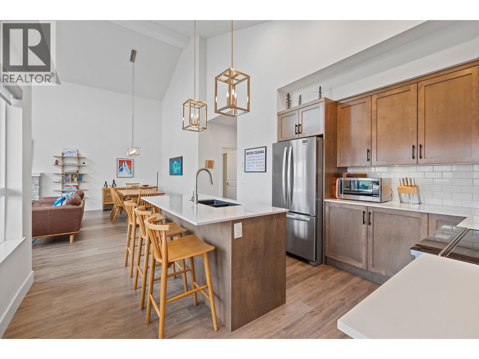 5075 Snowbird Way Unit# 8E, Big White