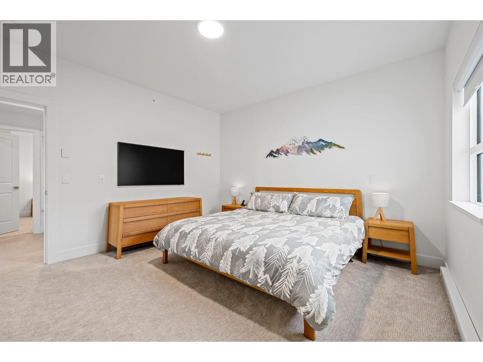5075 Snowbird Way Unit# 8E, Big White