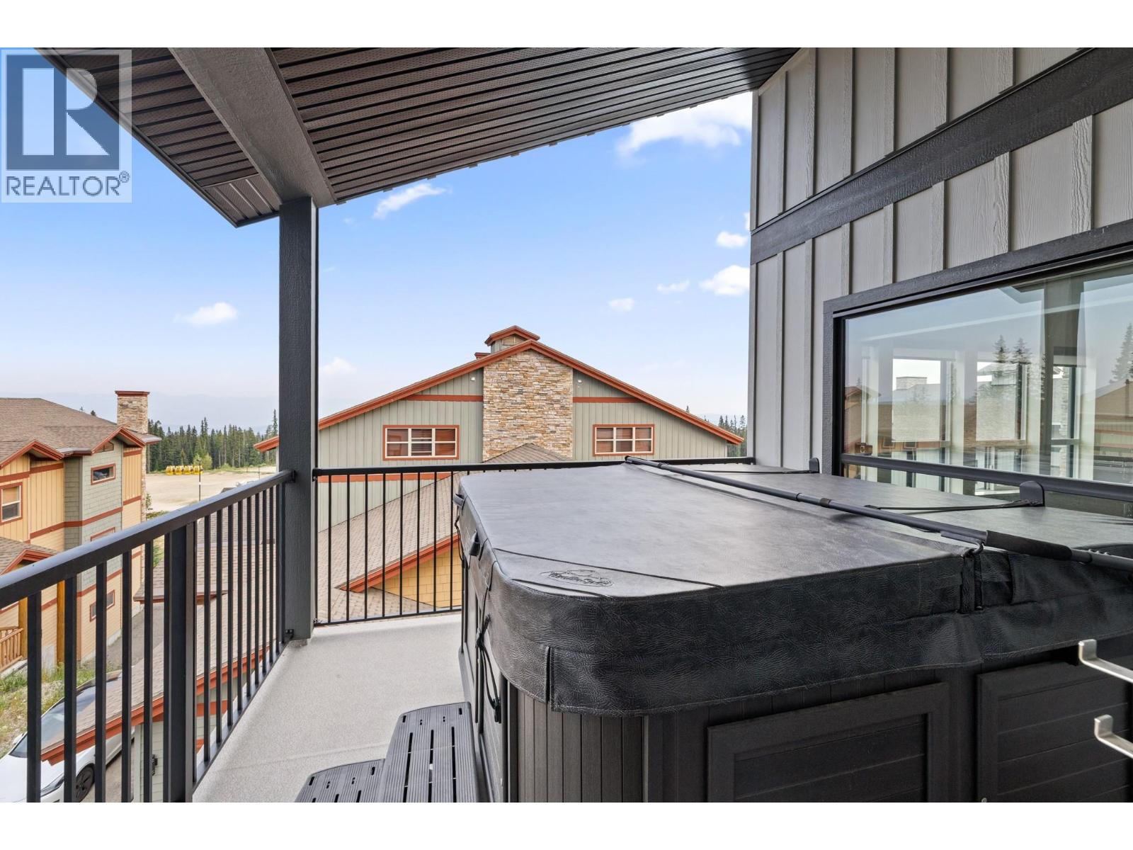 5075 Snowbird Way Unit# 8E, Big White