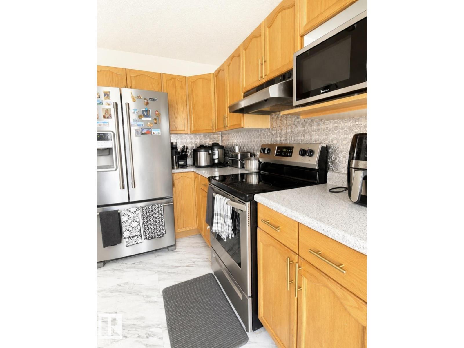 3236 27 AV NW, Silver Berry, Edmonton photo 5