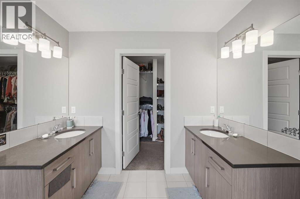 52 Sunrise Way, Cochrane
