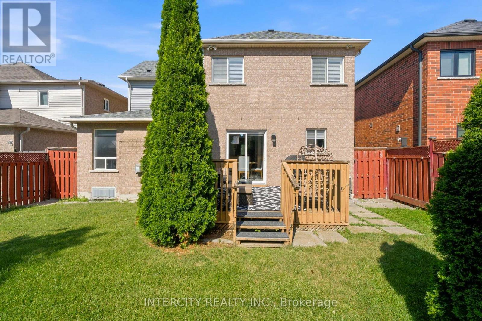 93 CHALONE CRESCENT - 27