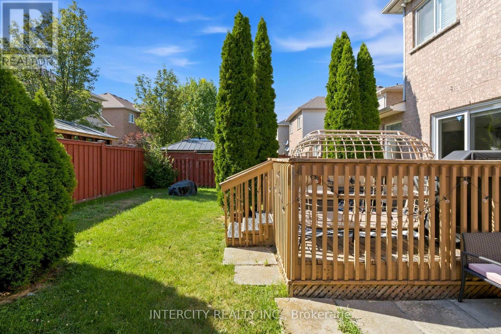93 CHALONE CRESCENT - 26