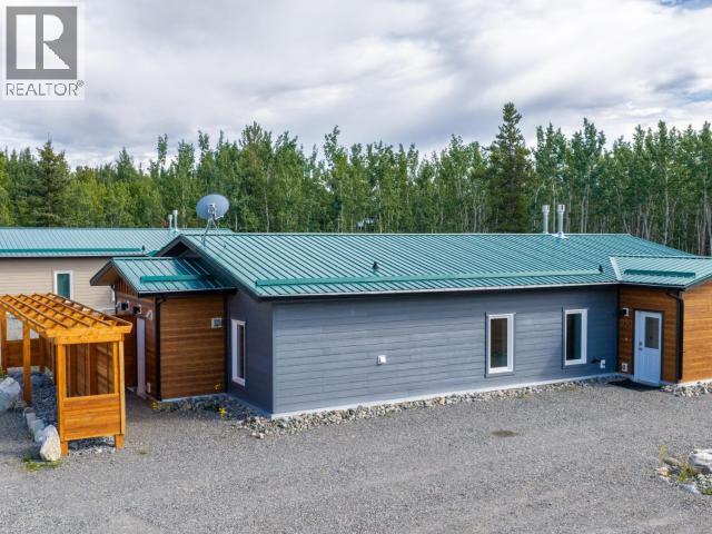 35- TAKHINI MEADOWS DRIVE - 6