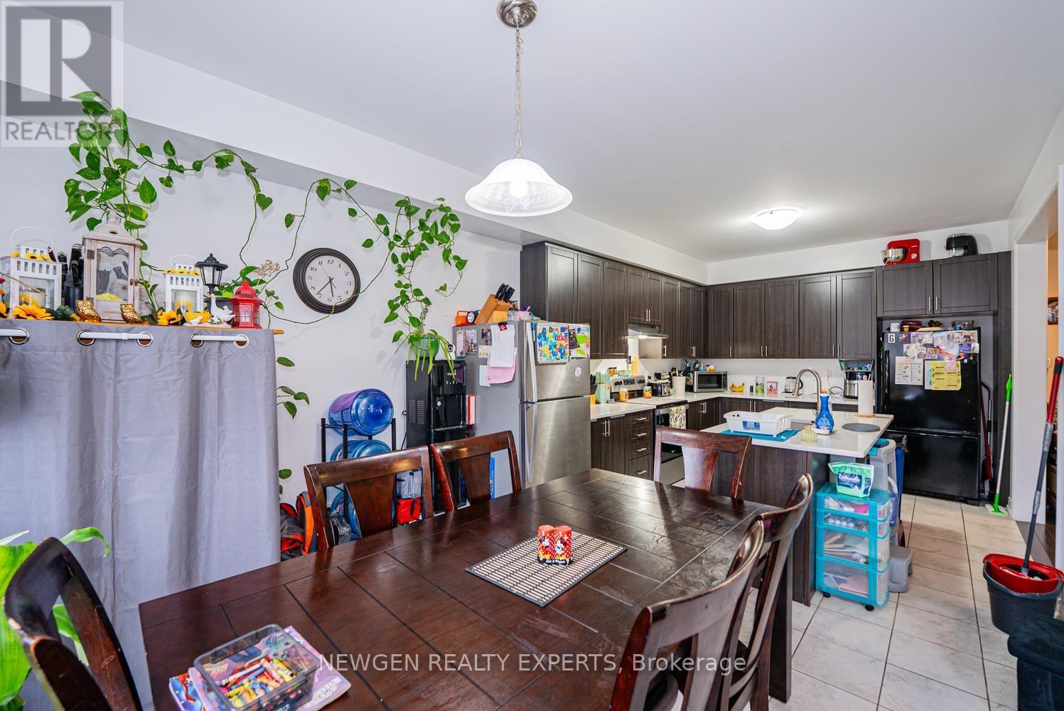 335 RIDLEY CRESCENT - 16