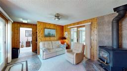 109 Elm Avenue E, Winnipeg Beach, MB R0C3G0 Photo 25