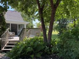 109 Elm Avenue E, Winnipeg Beach, MB R0C3G0 Photo 44