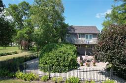 109 Elm Avenue E, Winnipeg Beach, MB R0C3G0 Photo 45