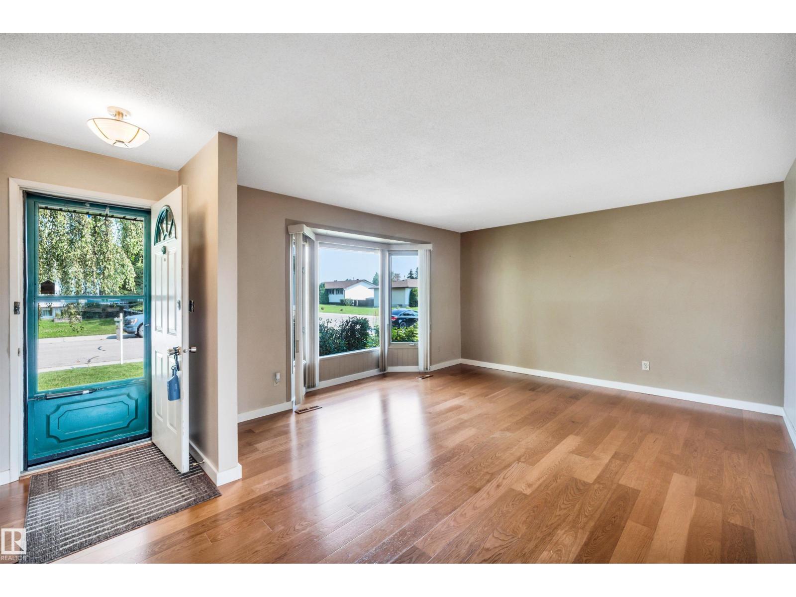 14928 69 ST NW - 5