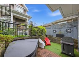 210 W 5th Street, North Vancouver, BC V7M1K1 Photo 8