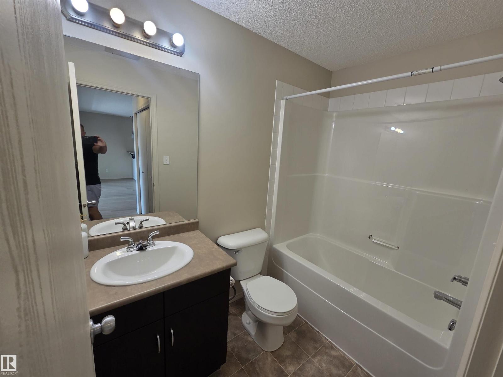 #223 1180 HYNDMAN RD NW - 16