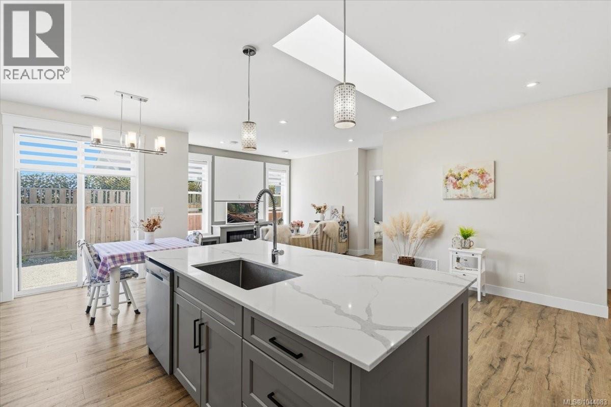 261 Dunbar Way - 6