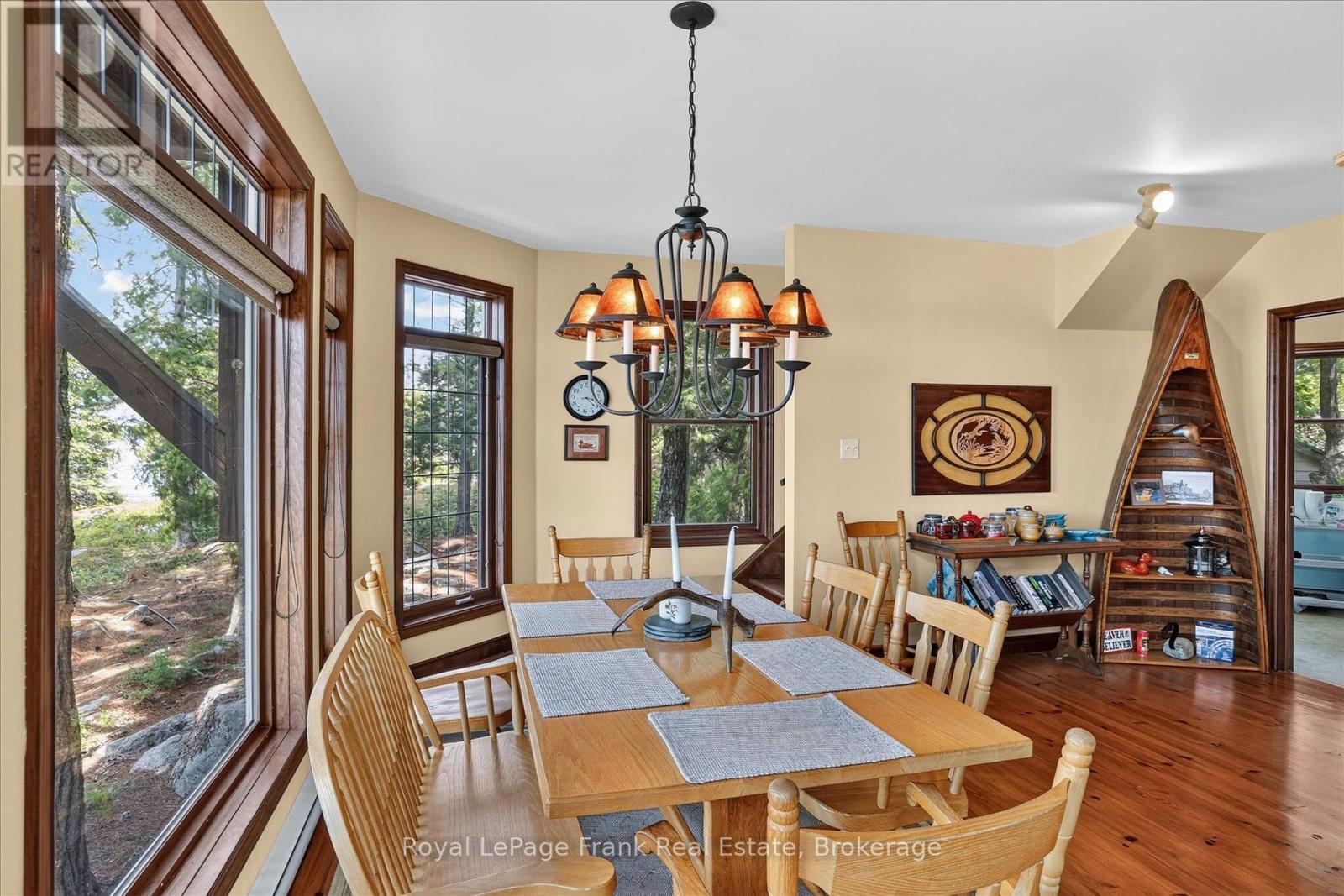 1550 ISLAND 85 STONEY LAKE - Image 15