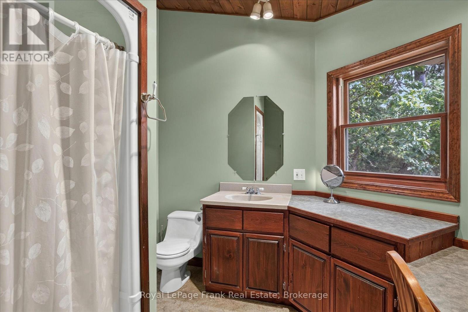 1550 ISLAND 85 STONEY LAKE - Image 33