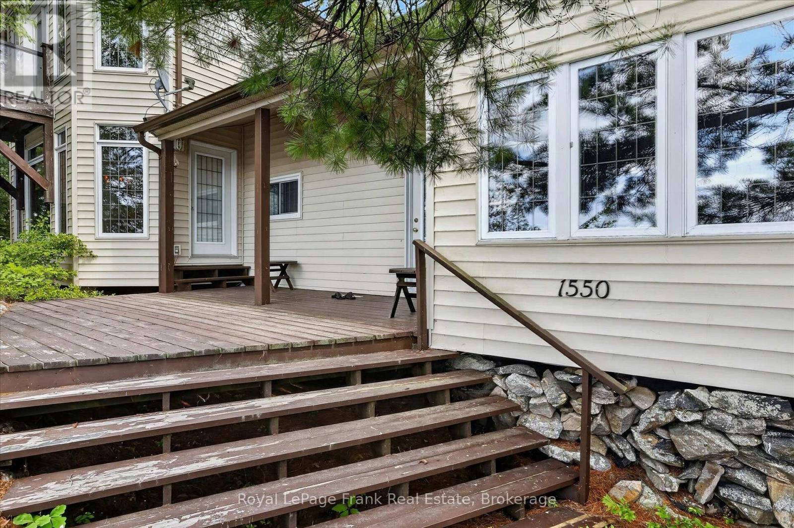 1550 ISLAND 85 STONEY LAKE - Image 37
