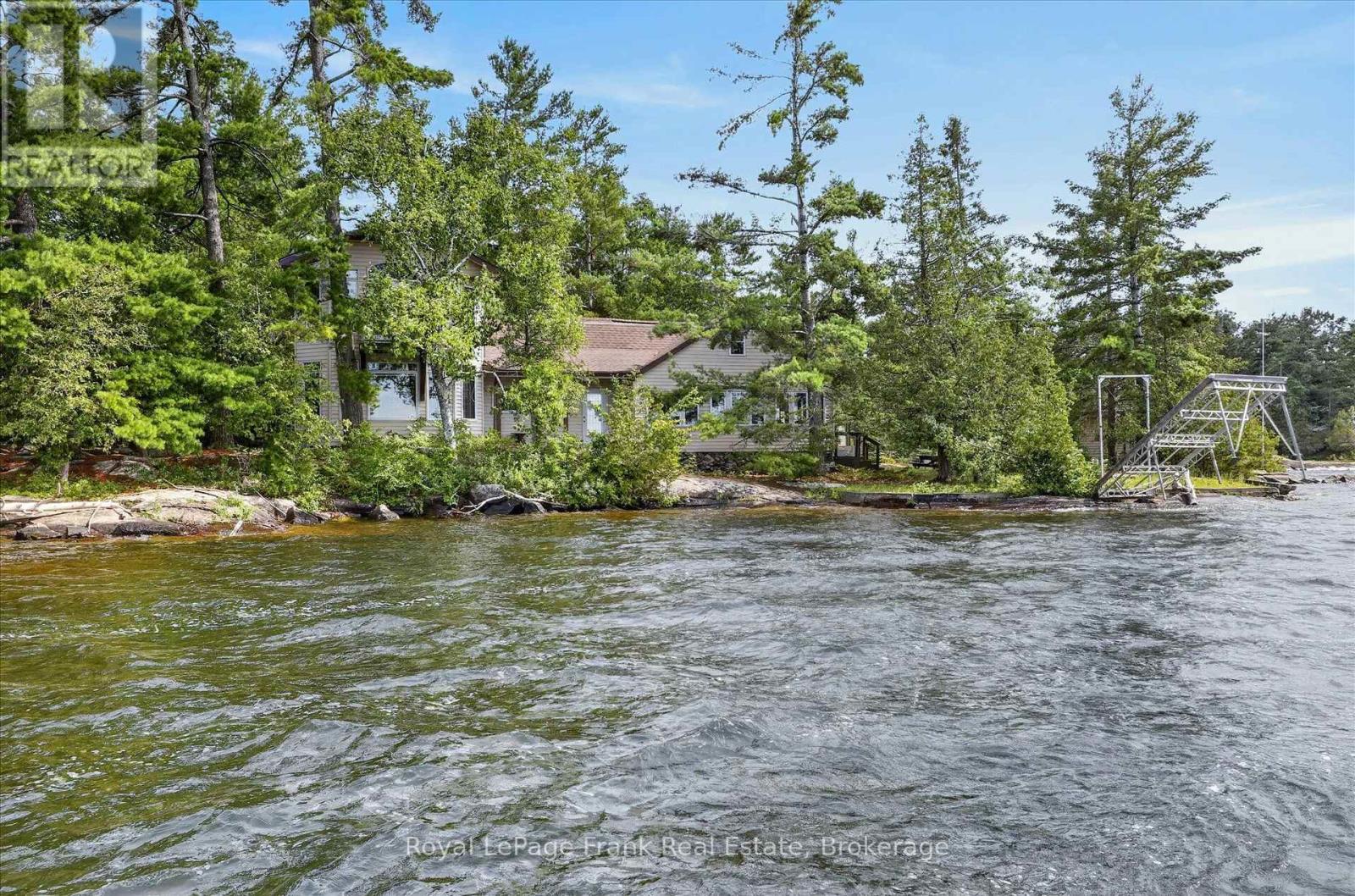 1550 ISLAND 85 STONEY LAKE - Image 8