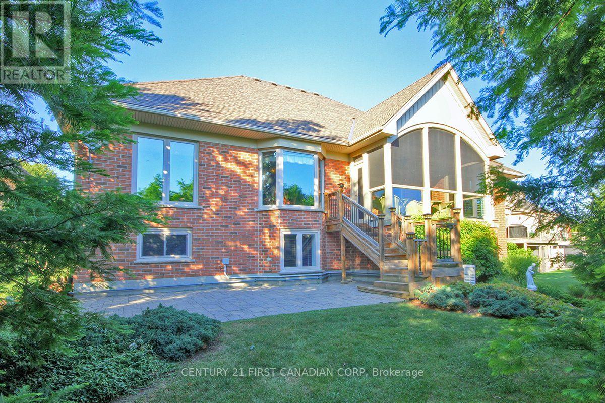 581 PLANE TREE DRIVE - Image 44