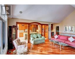 Living room - 581 Plane Tree Drive, London North, ON N6G5M7 Photo 13