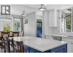 8740 Oyster River Way, Black Creek, BC V9J1K3 Photo 16