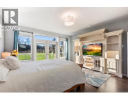 8740 Oyster River Way, Black Creek, BC V9J1K3 Photo 34