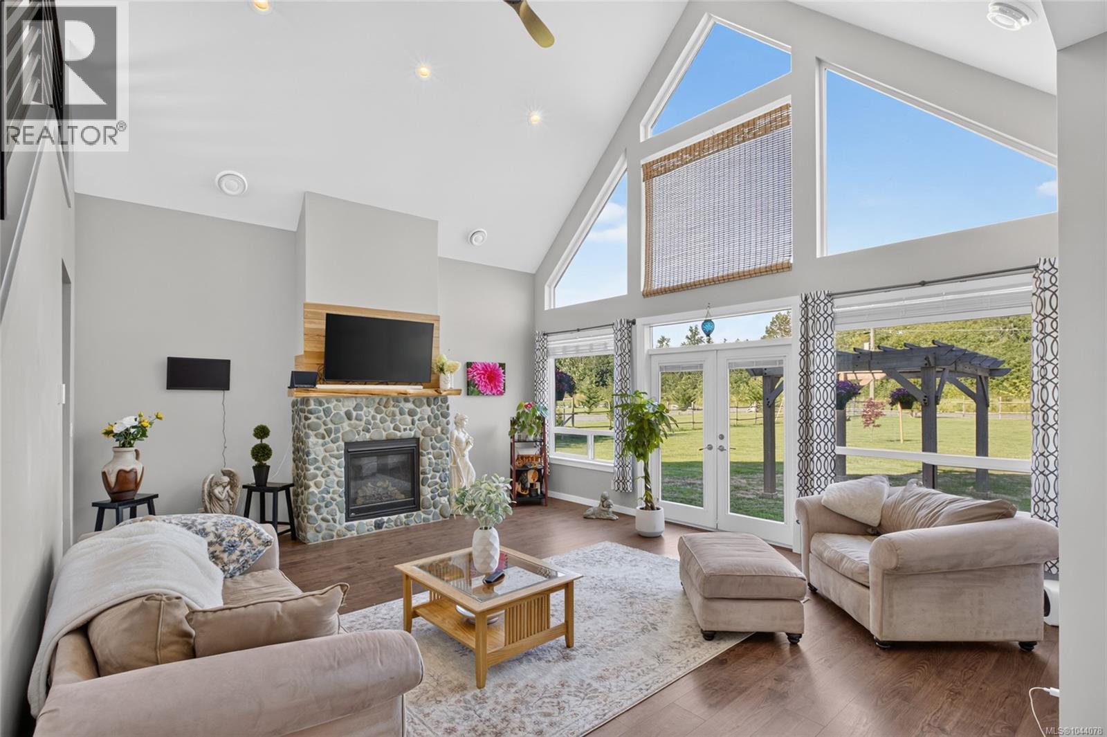8740 OYSTER RIVER Way - Image 24