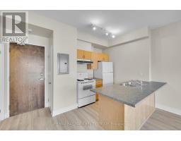 210 - 180 YORK STREET — photo 3