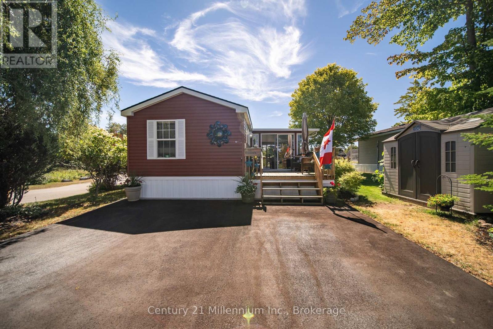 19 WHITE PINES TRAIL, Wasaga Beach — photo 2