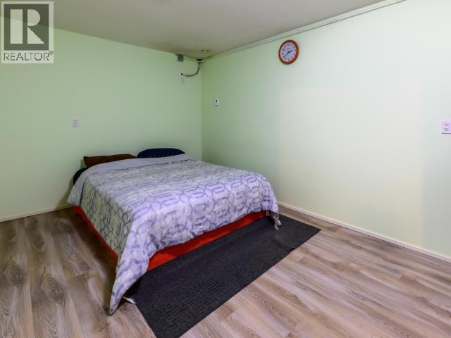 146 FALCON DRIVE - 17