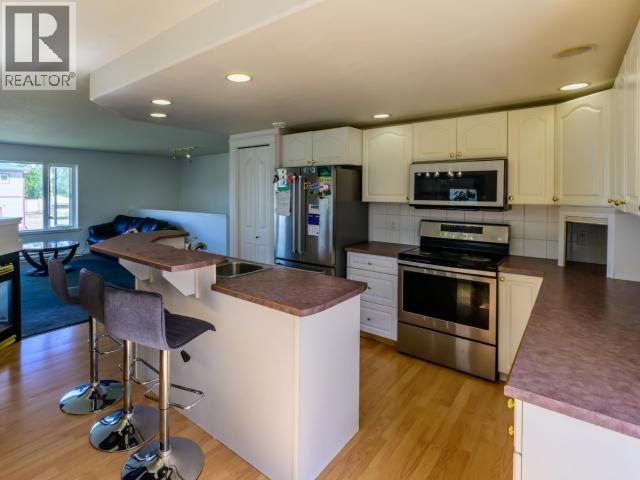 146 FALCON DRIVE - 3