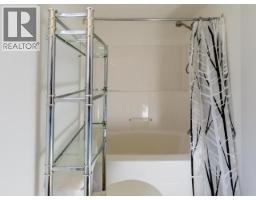 146 Falcon Drive, Whitehorse, YT Y1A6G8 Photo 13