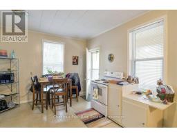Sunroom - 128 James Street, Bracebridge, ON P1L2B6 Photo 13