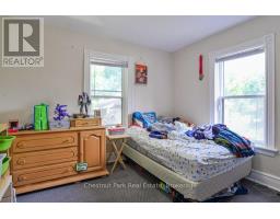 Kitchen - 128 James Street, Bracebridge, ON P1L2B6 Photo 7